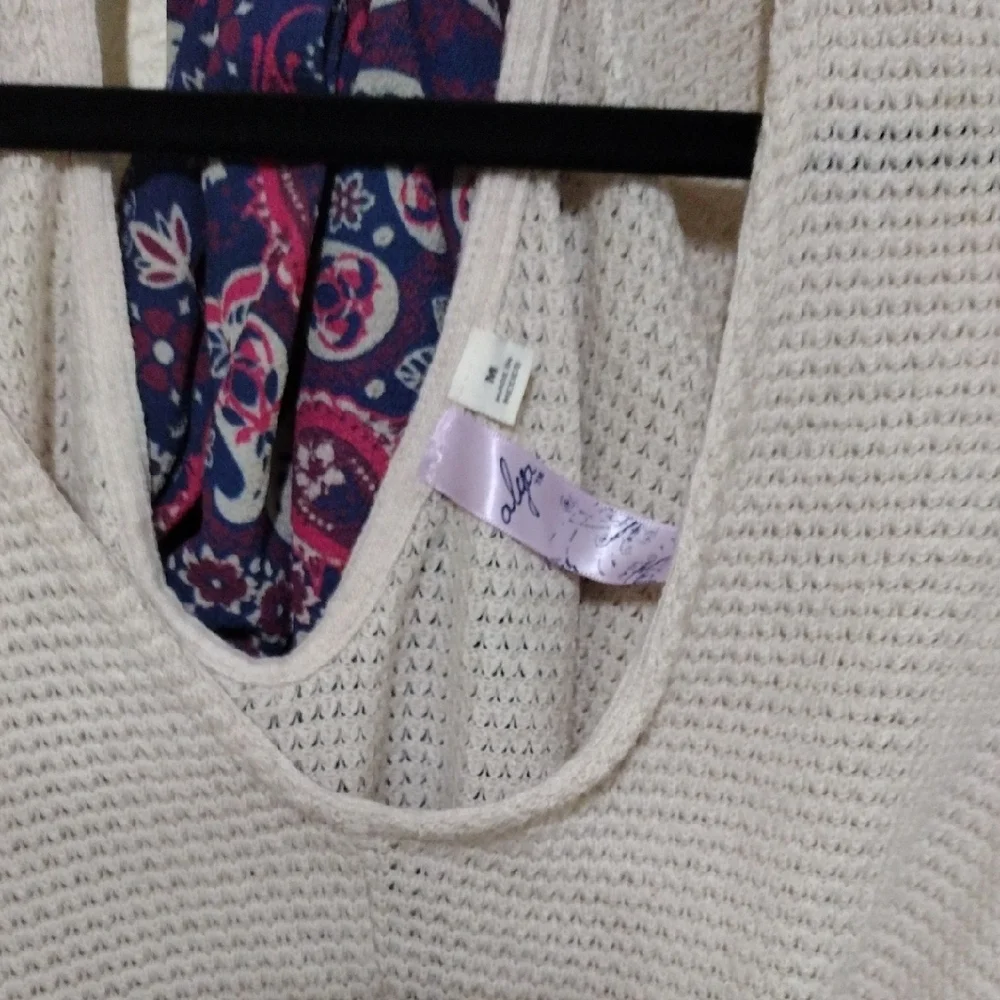 Alya Cream Knot Front Short Sleeve With Ribbon Tie In The Back - Picture 3 of 10